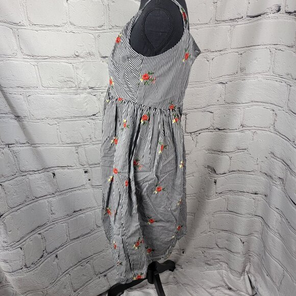 Pastourelle by Pippa and Julie Big Girls Embroidered Flower Stripe Summer Dress - Picture 3 of 5